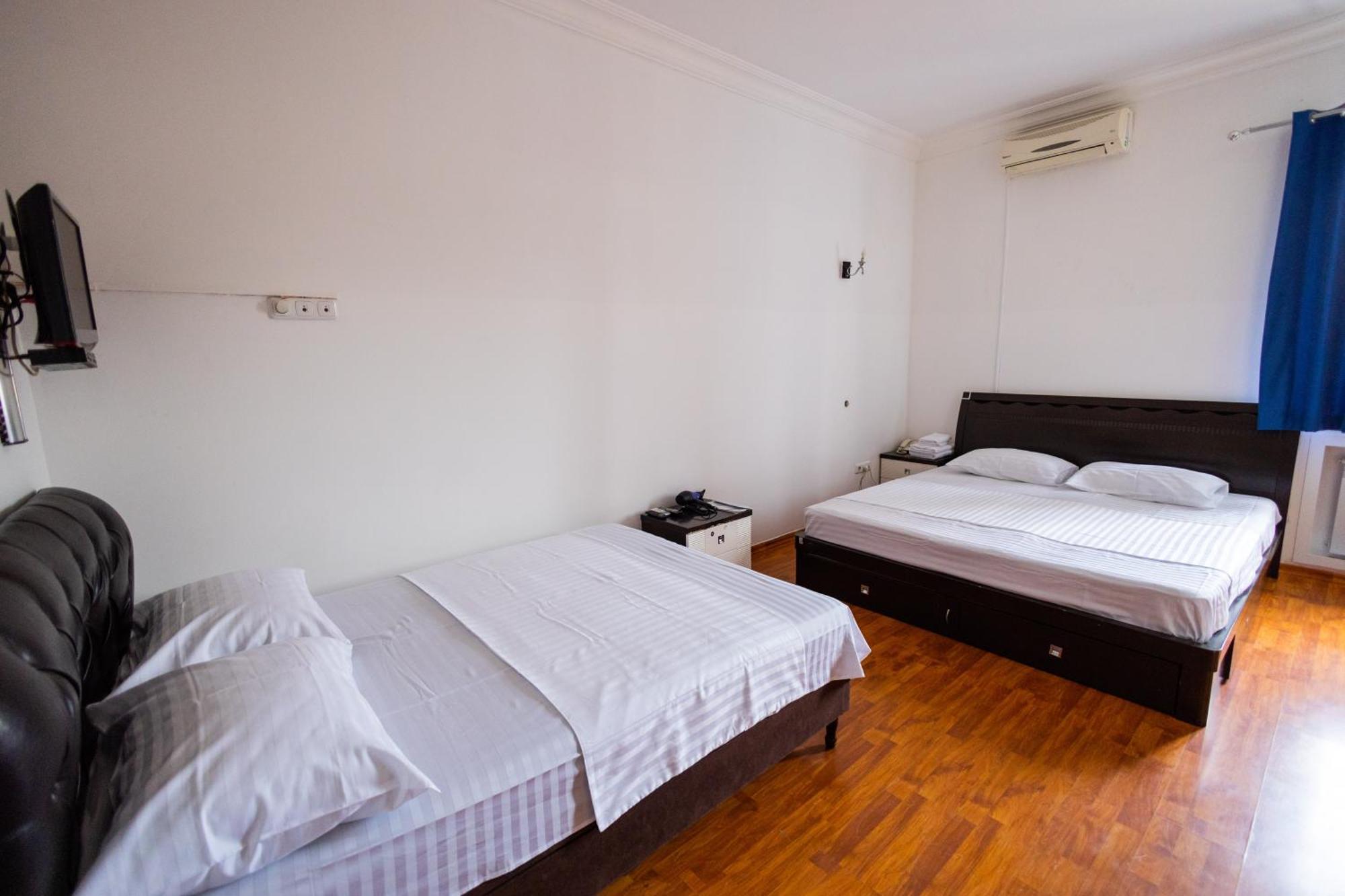 Yan Hotel 耶烈万 外观 照片